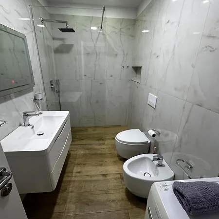 Veranda Center Тирана