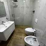 Veranda Center