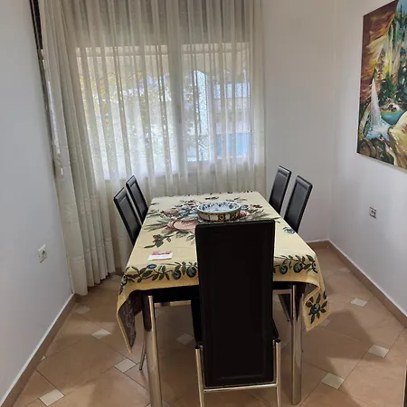 Veranda Center * Tirana