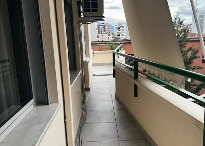 Apartment Veranda Center *