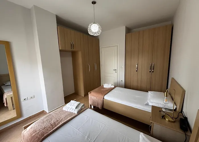 Veranda Center Apartment